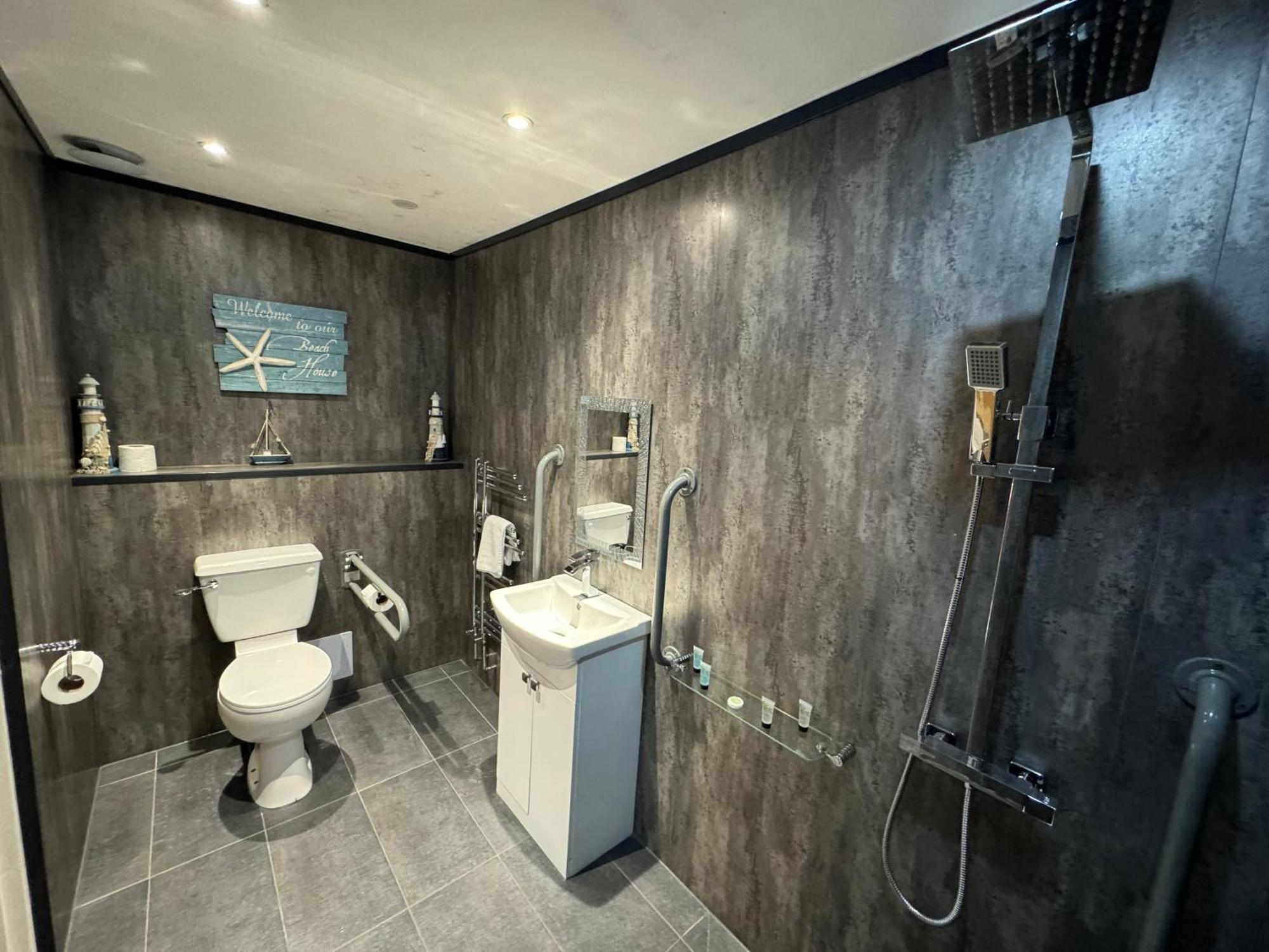 The Waves B&B Birchington-on-Sea Bagian luar foto